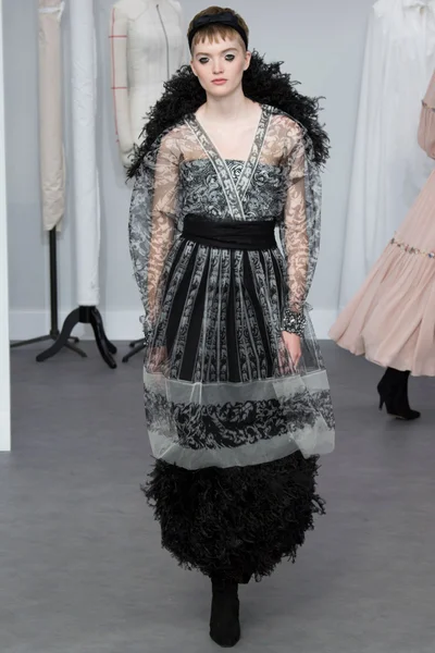 Look 63